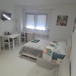 ゲストハウス Aj 4*