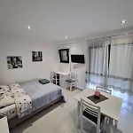 ゲストハウス Aj ティラナ